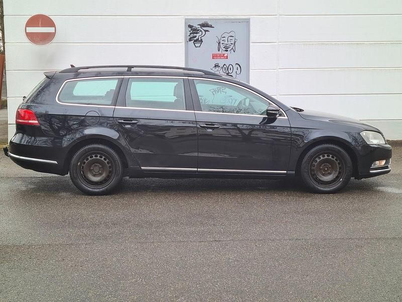 Gebraucht VW Passat Comfortline 140 PS (102 kW) 2012 Schwarz Kombi
