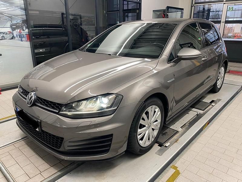 Gebraucht VW Golf VII GTD 184 PS (135 kW) 2015 Grau Limousine