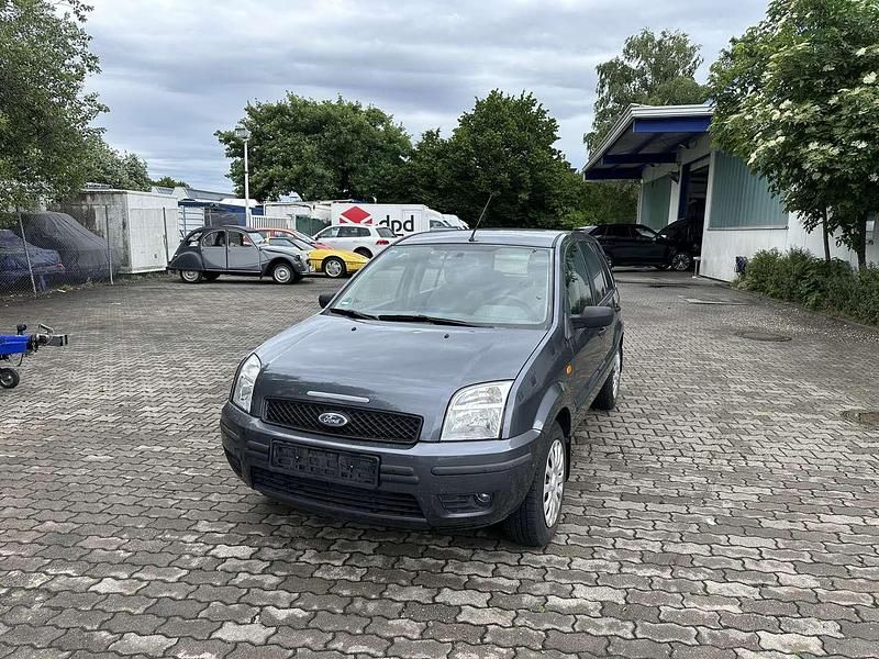 Graphitgrau metallic Gebraucht 2005 Ford Fusion Ambiente Kleinwagen | 2.450 € (Fairer Preis) - Bild 1/4