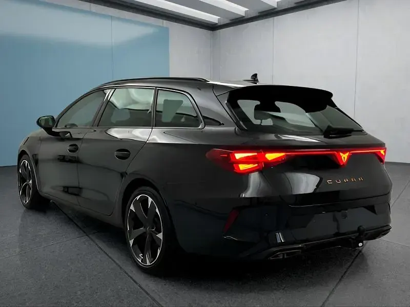 Gebraucht Cupra Leon 150 PS (110 kW) 2025 Schwarz Kombi