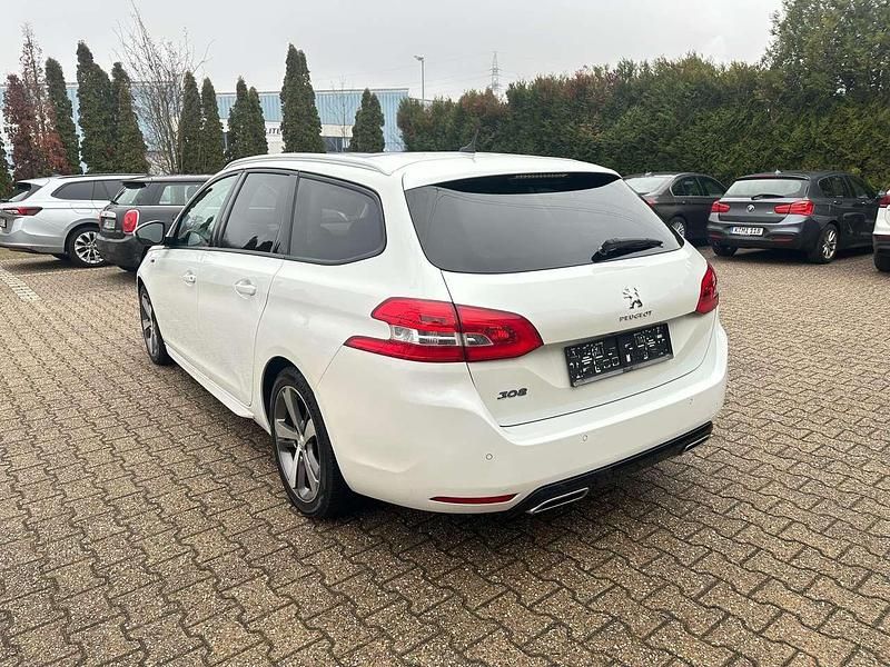 Gebraucht Peugeot 308 SW S 131 PS (96 kW) 2017 Weiß Kombi