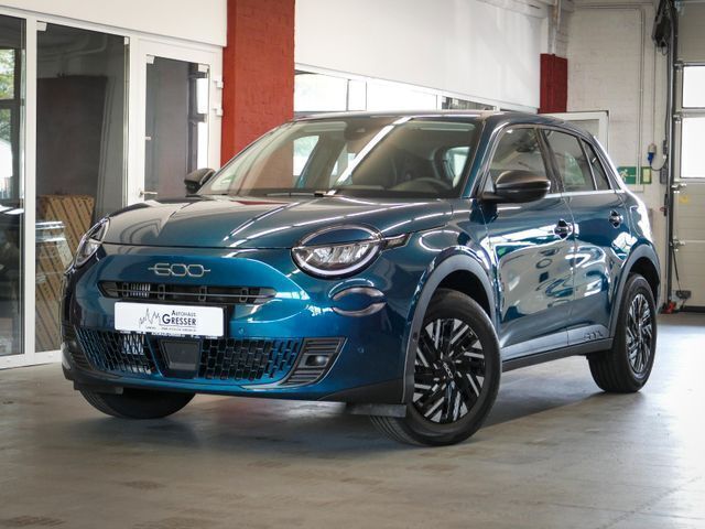 Gebraucht 2024 Fiat 600 SUV | 26.750 € (Etwas zu teuer) - Bild 1/4
