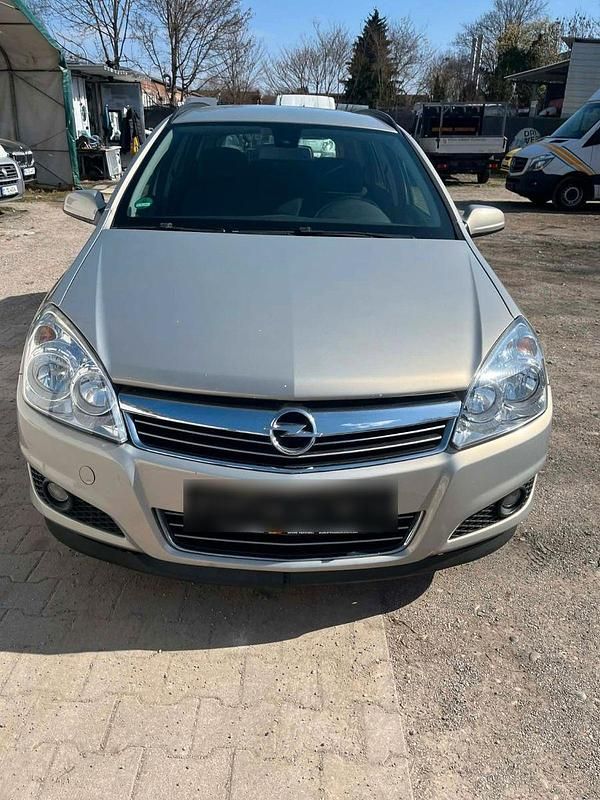 Gebraucht Opel Astra 90 PS (66 kW) 2008 Kombi