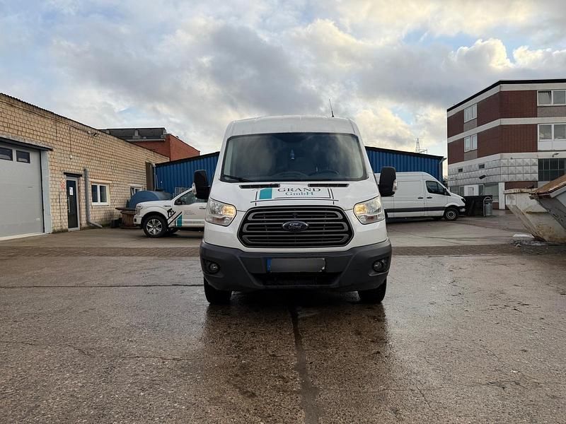 Gebraucht Ford Transit 155 PS (114 kW) 2016 Gold Van / Kleinbus