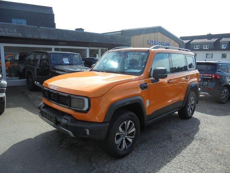 Neu Baic BJ40 234 PS (172 kW) 2026 Orange SUV