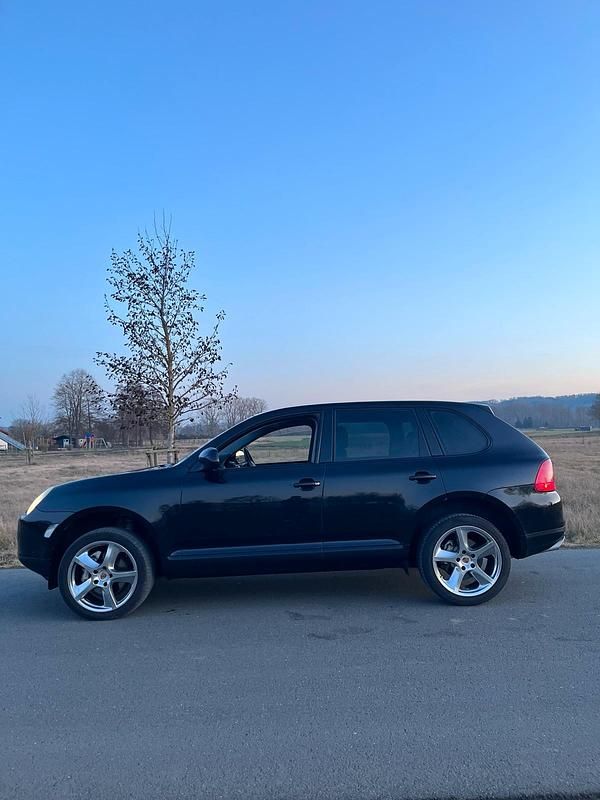 Schwarz Gebraucht 2006 Porsche Cayenne S SUV | 4.950 € (Fairer Preis) - Bild 1/4