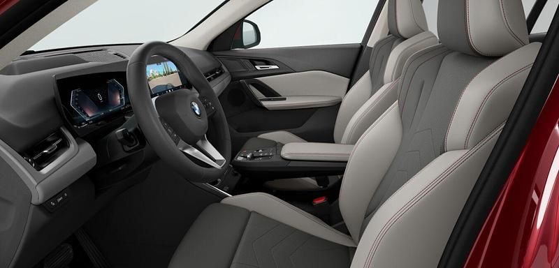 Gebraucht BMW X2 Shadowline 170 PS (125 kW) 2025 Rot SUV