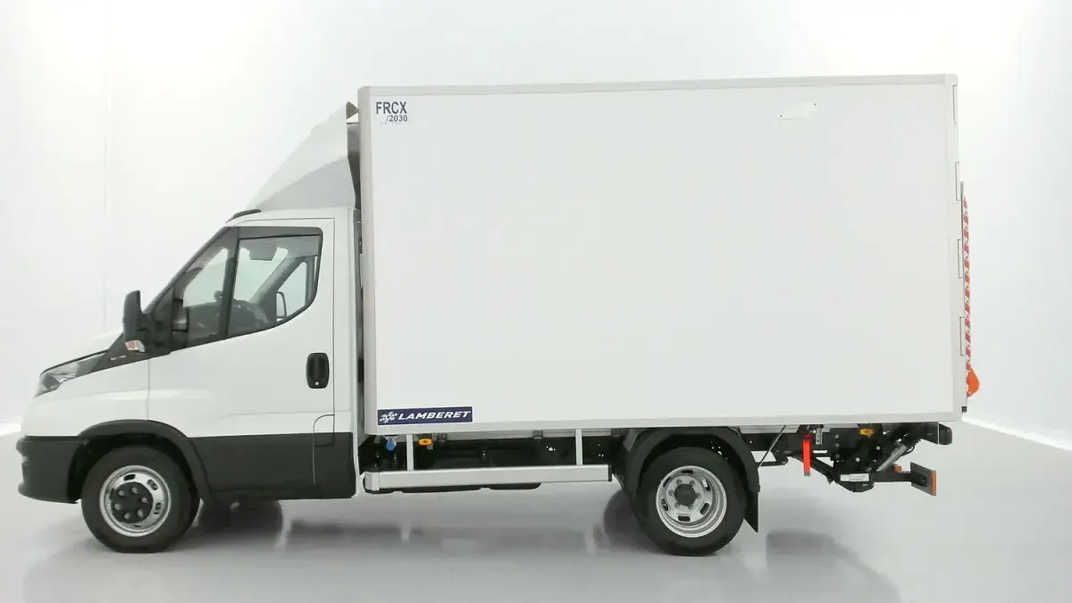 Neu Iveco Daily 160 PS (117 kW) 2025 Blanc Van