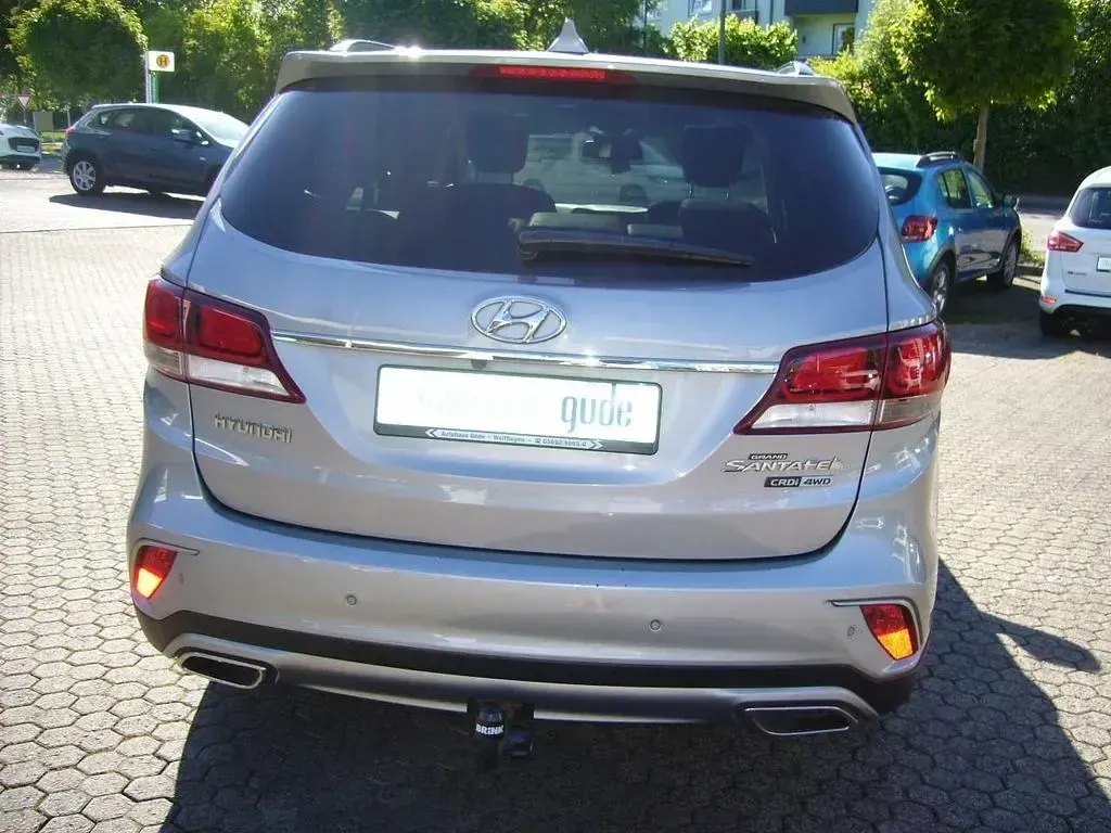 Gebraucht Hyundai Grand Santa Fe Premium 200 PS (147 kW) 2018 Silber SUV