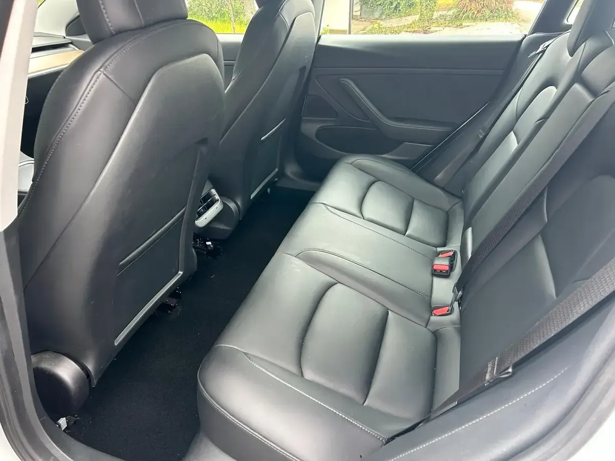 Occasion Tesla Model 3 Standard Range 225 kW (306 ch) 2021 Blanc Berline