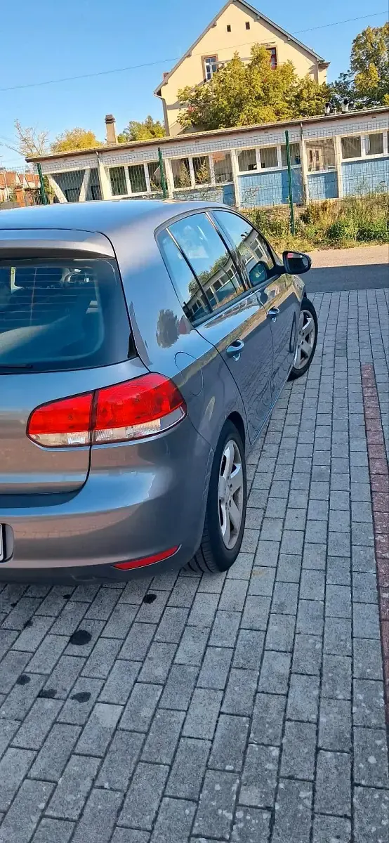 Gebraucht VW Golf VI 80 PS (58 kW) 2009 Grau Limousine