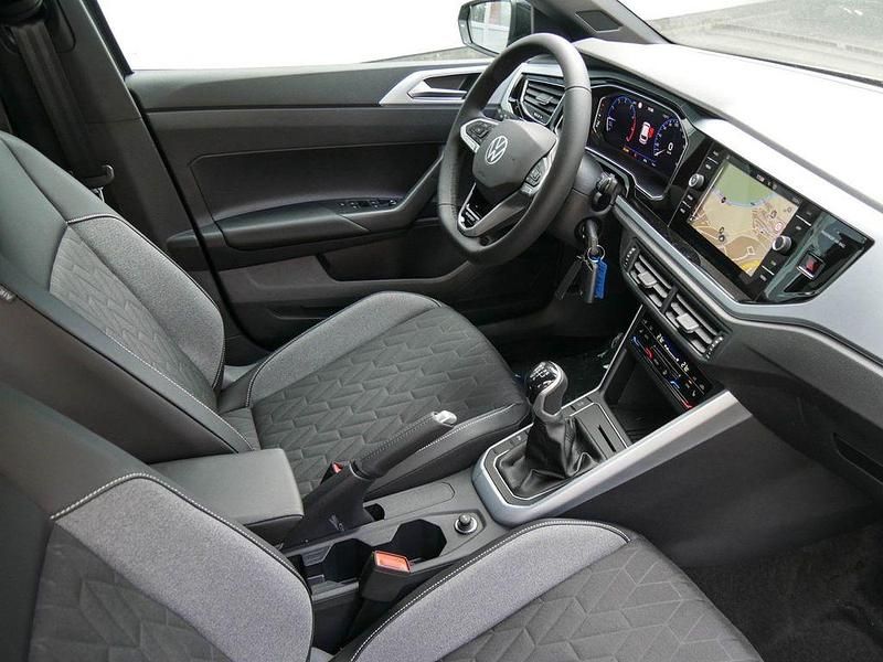 Neu VW Polo 95 PS (69 kW) 2026 Grau Kleinwagen
