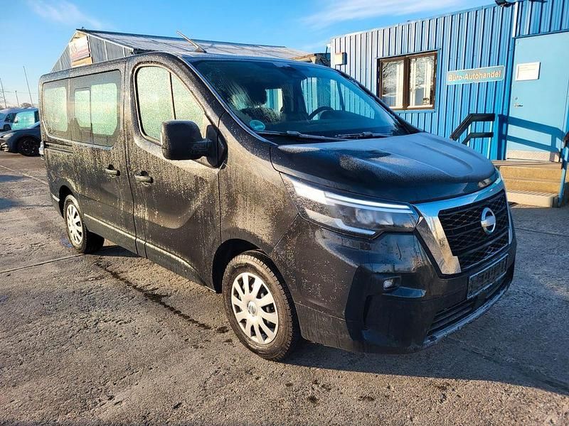 Schwarz Gebraucht 2022 Nissan Primastar N-Connecta Van / Kleinbus | 25.900 € (Fairer Preis) - Bild 1/4