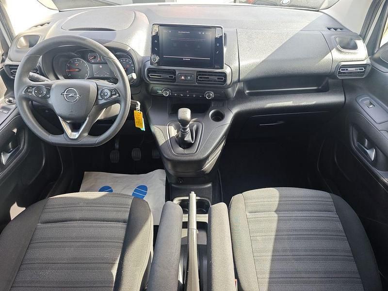 Gebraucht Opel Combo Life Edition 110 PS (80 kW) 2022 Weiß Van / Kleinbus