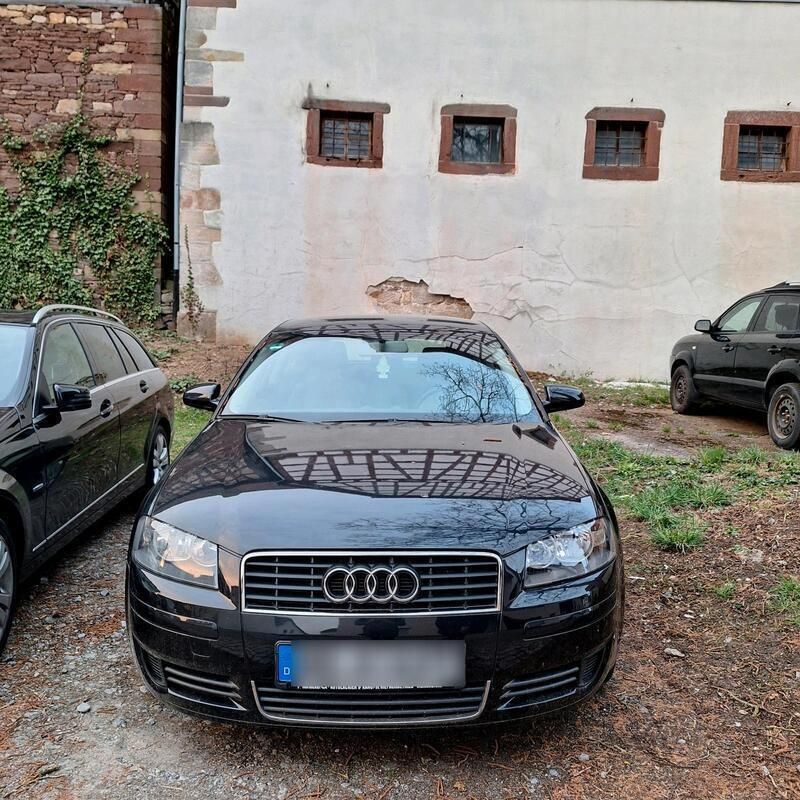 Schwarz Gebraucht 2003 Audi A3 | 1.800 € (Guter Preis) - Bild 1/4