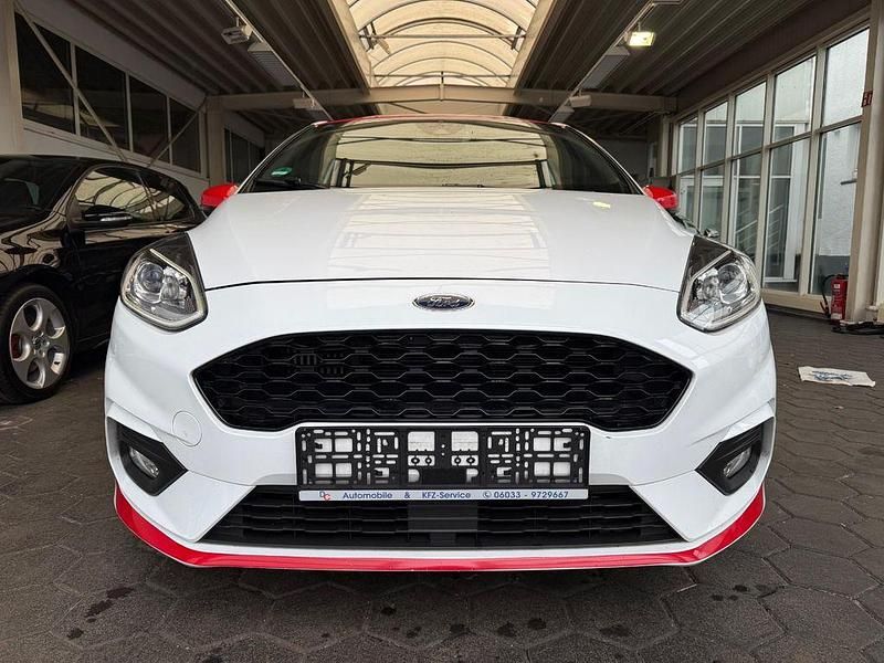 Gebraucht Ford Fiesta ST-Line 101 PS (74 kW) 2017 Weiß Kleinwagen