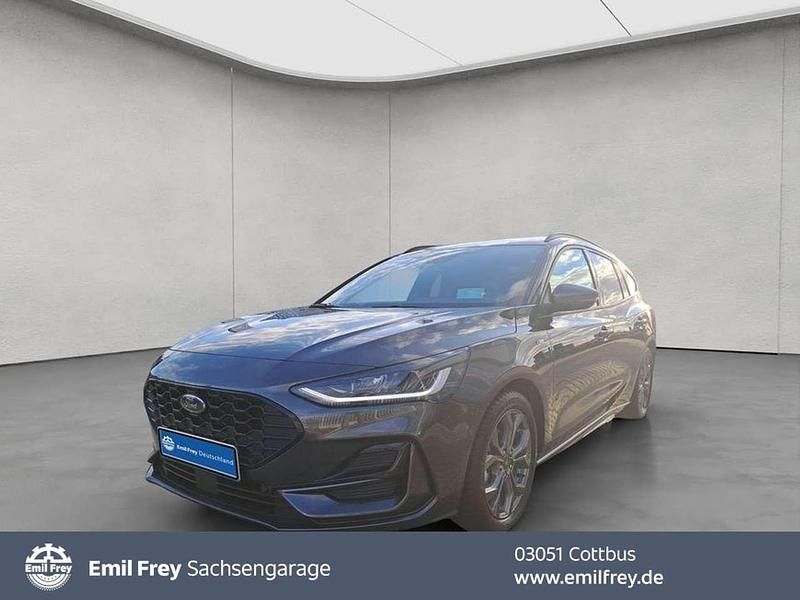 Second-hand Ford Focus ST-Line X 155 CP (114 kW) 2024 Gri Break