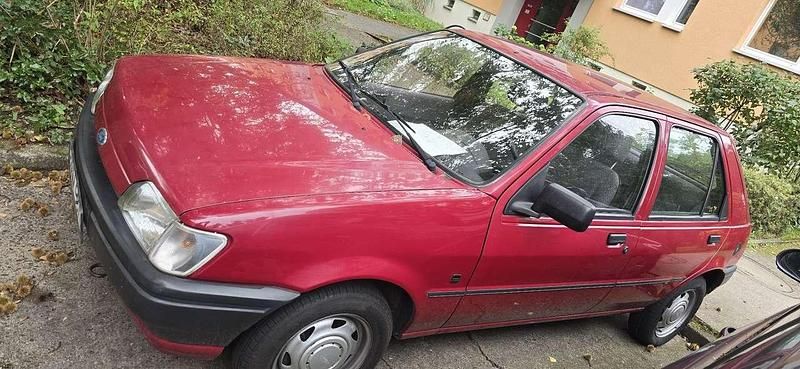 Gebraucht Ford Fiesta 50 PS (36 kW) 1992 Kleinwagen