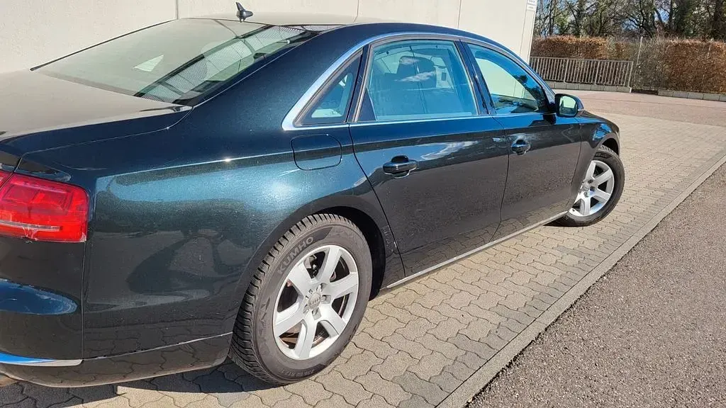 Gebraucht Audi A8L 250 PS (183 kW) 2011 Schwarz Limousine