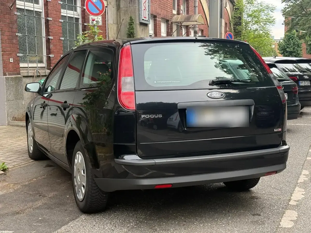 Gebraucht Ford Focus 109 PS (80 kW) 2006 Schwarz Kombi