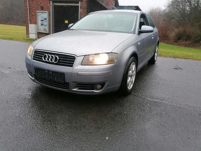 Gebraucht Audi A3 102 PS (75 kW) 2004 Grau Kleinwagen