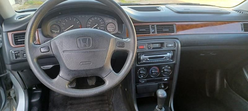 Gebraucht Honda Civic 90 PS (66 kW) 1997 Silber Limousine