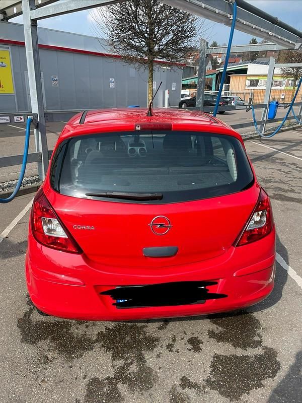 Gebraucht Opel Corsa 80 PS (58 kW) 2008 Rot Kleinwagen
