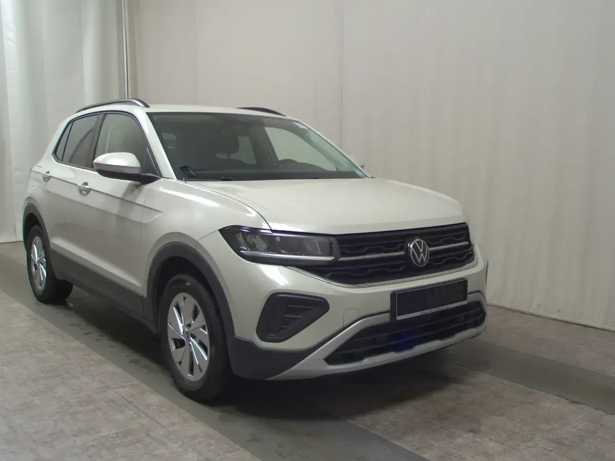 Gebraucht VW T-Cross IQ Drive 95 PS (69 kW) 2025 Grau SUV