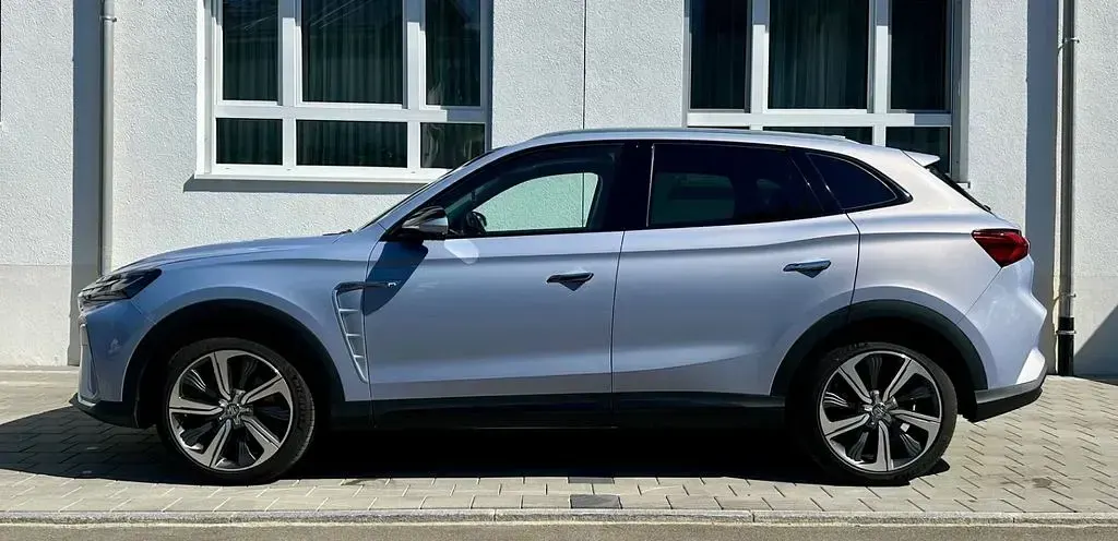 Gebraucht MG Marvel R Luxury 131 kW (179 PS) 2023 Blau SUV