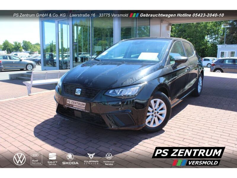 Midnight schwarz (metallic) Gebraucht 2022 Seat Ibiza Style Limousine | 16.930 € (Fairer Preis) - Bild 1/1
