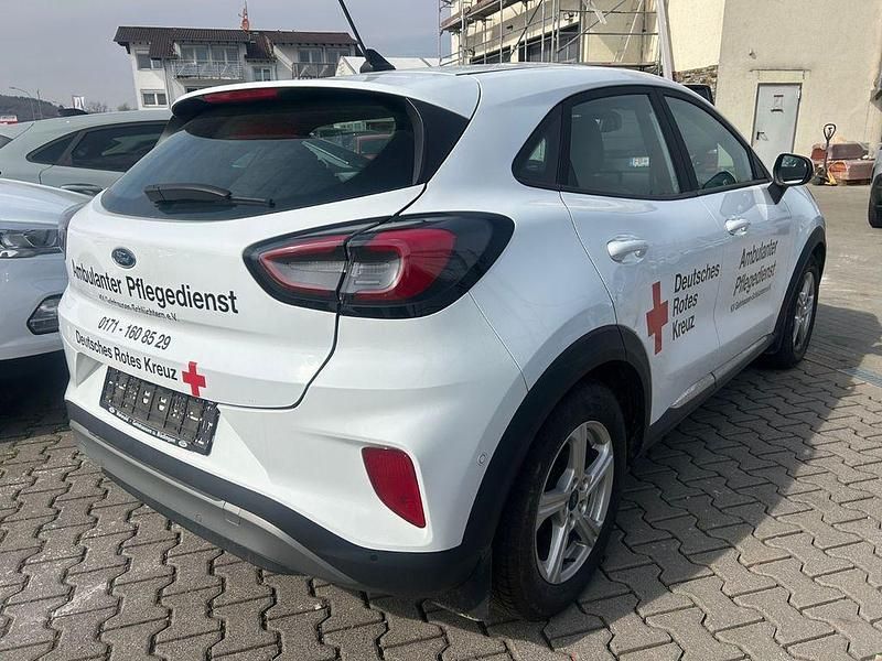 Gebraucht Ford Puma Titanium 125 PS (91 kW) 2022 Weiß SUV