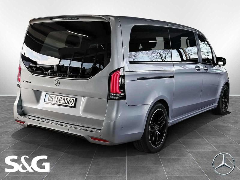 Gebraucht Mercedes V300 Avantgarde 237 PS (174 kW) 2025 Hightechsilber metallic Van / Kleinbus