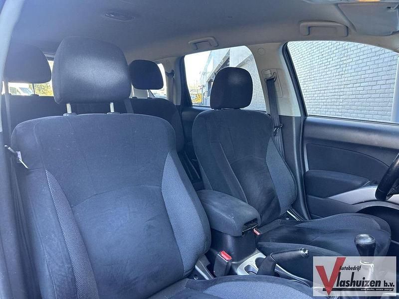 Gebraucht Mitsubishi Outlander Edition 170 PS (125 kW) 2008 Schwarz SUV