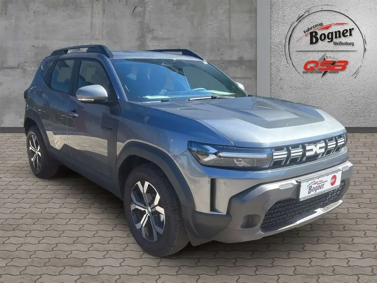 Neu Dacia Duster Expression 131 PS (96 kW) 2025 Grau SUV