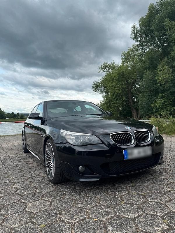 Schwarz Gebraucht 2007 BMW 525 M Sport Limousine | 8.000 € (Fairer Preis) - Bild 1/4