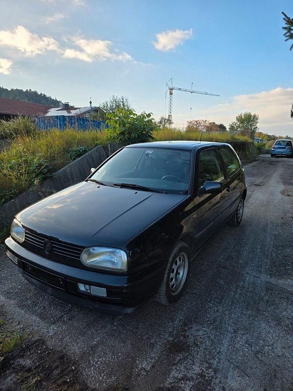 Schwarz Gebraucht 1997 VW Golf III Limousine | 750 € (Superpreis) - Bild 1/4