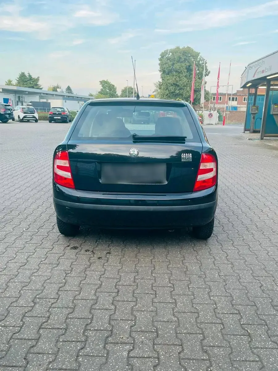 Gebraucht Skoda Fabia 75 PS (55 kW) 2005 Schwarz Kleinwagen