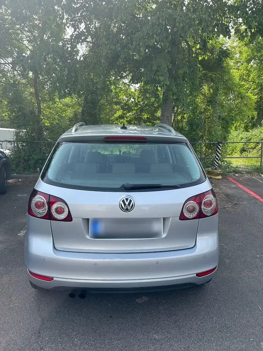 Gebraucht VW Golf Plus Cross Highline 122 PS (89 kW) 2010 Silber Van / Kleinbus