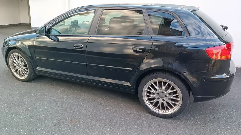 Gebraucht Audi A3 Ambiente 105 PS (77 kW) 2006 Schwarz Kleinwagen