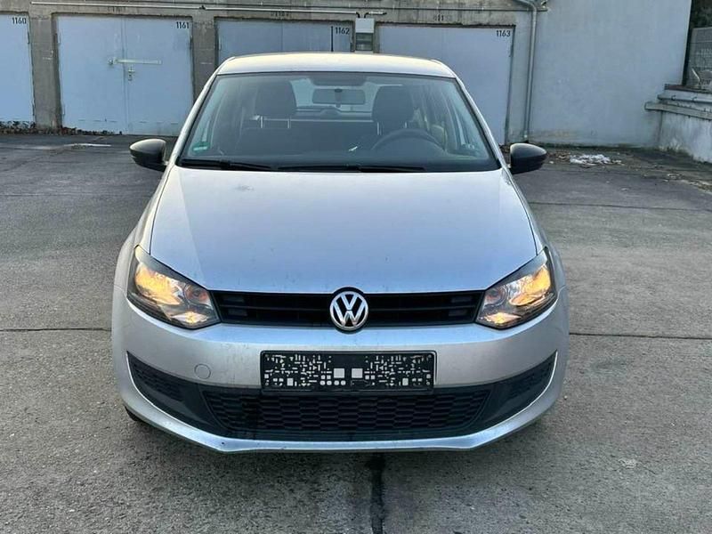 Silber Gebraucht 2014 VW Polo Limousine | 5.750 € (Guter Preis) - Bild 1/4