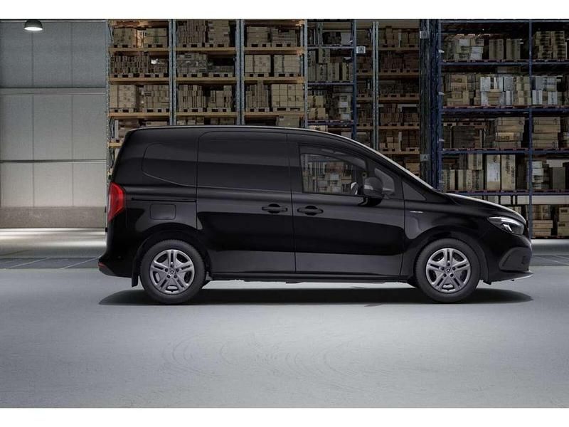 Gebraucht Mercedes eCitan 89 kW (122 PS) 2024 Schwarz loparitschwarz metalli Van / Kleinbus