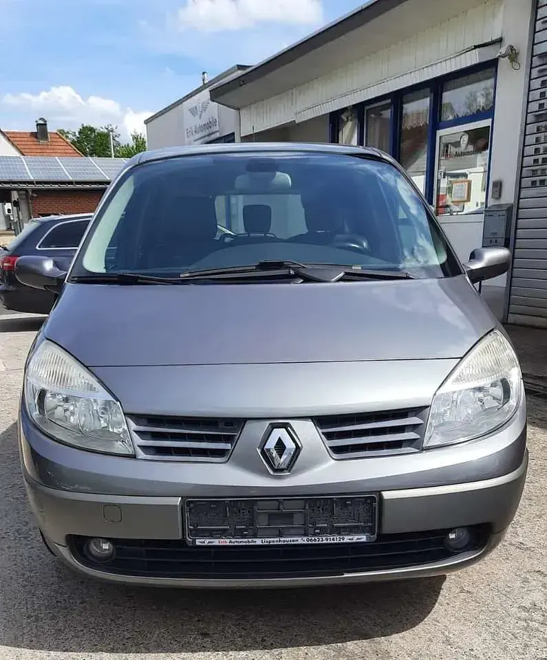 Gebraucht Renault Scénic II 111 PS (81 kW) 2006 Hologram grey Van / Kleinbus