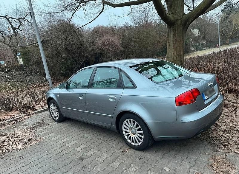 Gebraucht Audi A4 131 PS (96 kW) 2006 Grau Limousine