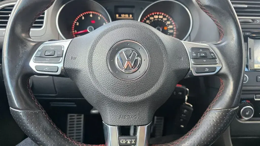 Gebraucht VW Golf VII GTI 200 PS (147 kW) 2013 Schwarz Limousine