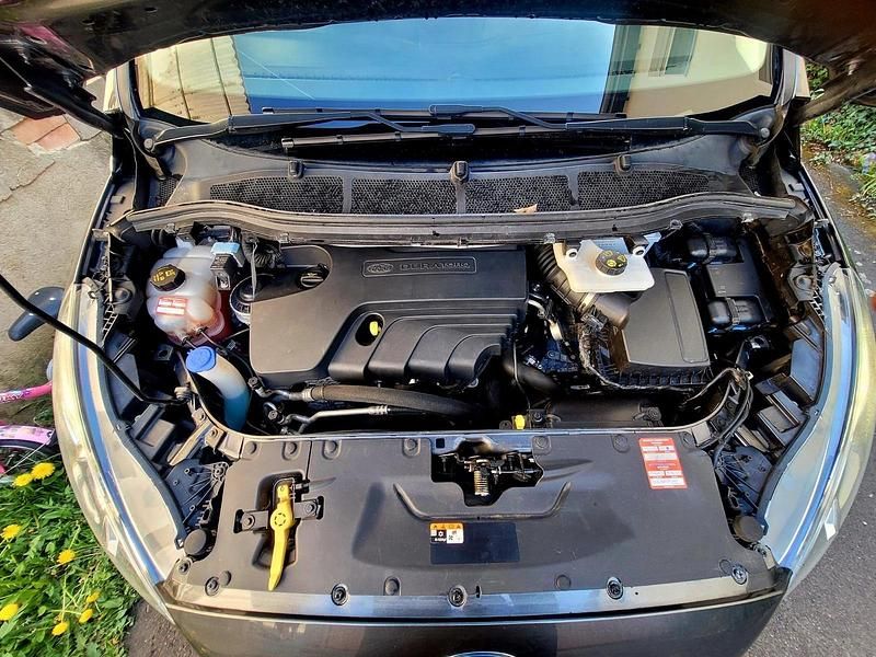 Gebraucht Ford S-MAX S 180 PS (132 kW) 2017 Silber Van / Kleinbus