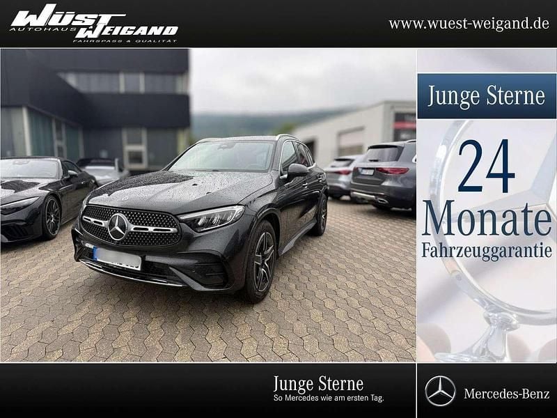Grau Gebraucht 2025 Mercedes GLC220 AMG SUV | 58.900 € (Superpreis) - Bild 1/4