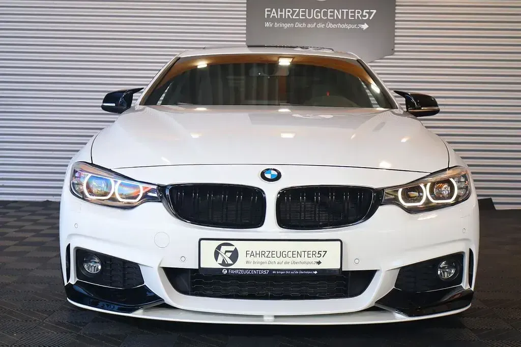Używany BMW 430 M Performance 252 KM (185 kW) 2019 Biały Coupe