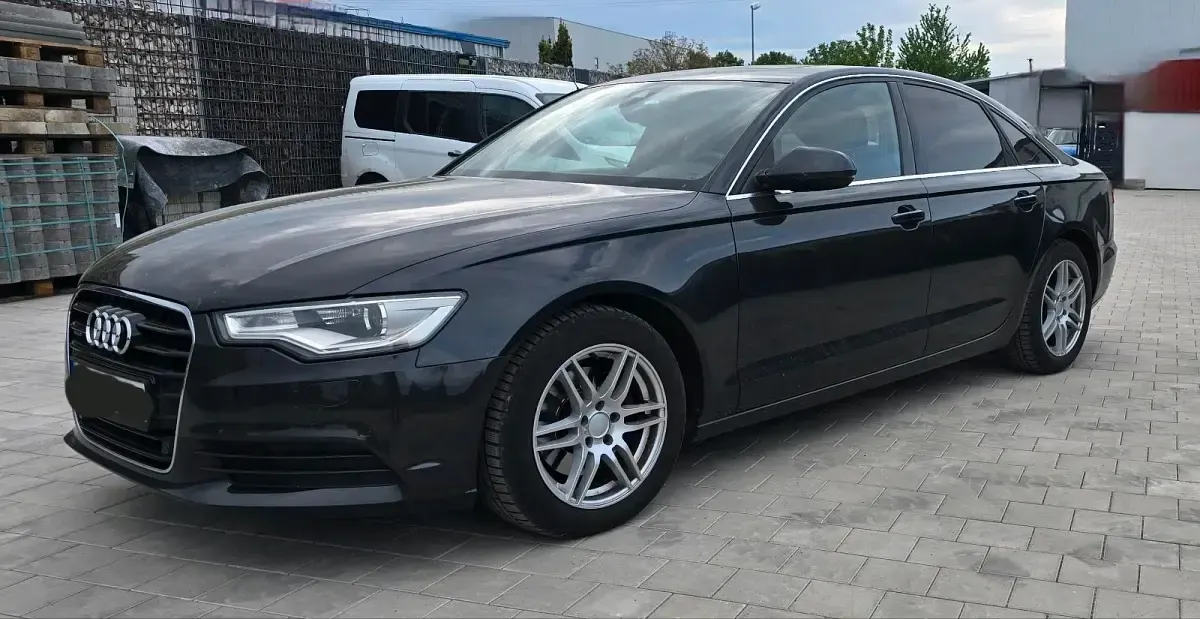 Gebraucht Audi A6 204 PS (150 kW) 2013 Grau Limousine
