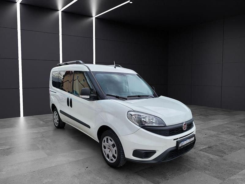 Gebraucht Fiat Doblò Pop 95 PS (69 kW) 2017 Weiß Van / Kleinbus