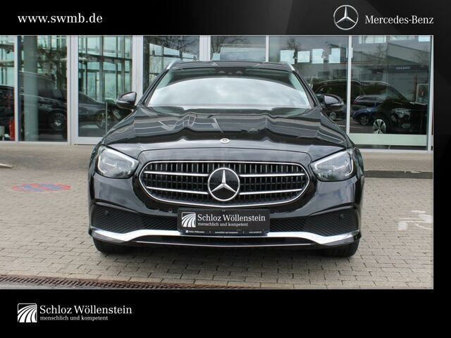 Gebraucht Mercedes E300 Avantgarde 194 PS (142 kW) 2021 Schwarz Kombi